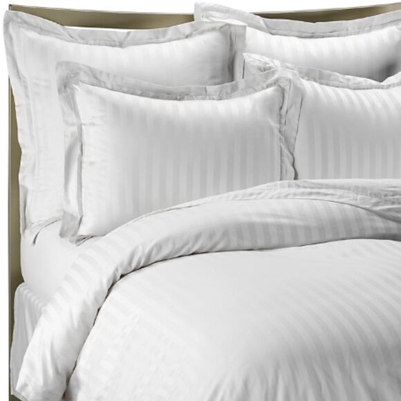 Hotel Collection White Stripe Damask Duvet Cover Size KING - Picture 1 of 4